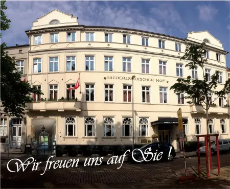 Hotel Niederländischer Hof Отели в г. Добин-ам-Зе