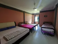 Mulu Diana Homestay Hotels near Gunung Mulu National Park