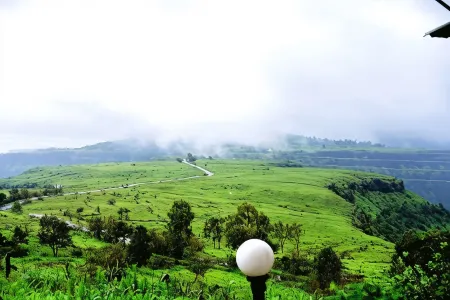 Malvan Katta Отели рядом с достопримечательностью «RTO Karad»