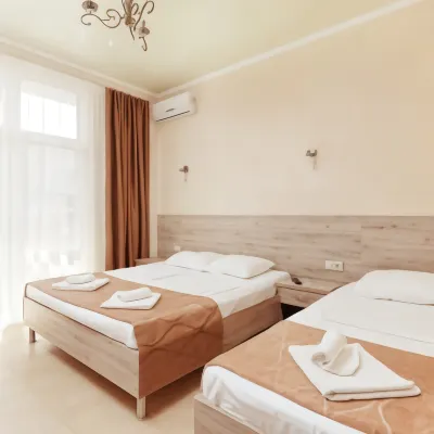 Aleksandra Hotel