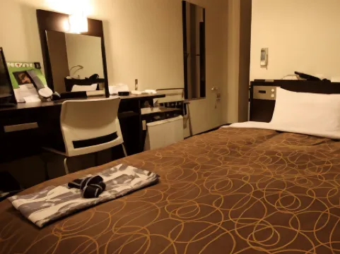 แอซ อินน์ ฮิงาชิโอมิ โนโตงาวะ เอกิมาเอะ