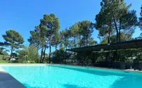 Les Sables d'Ocre & Spa Hotels in Bonnieux