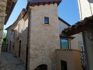 Castello di Fagnano -Albergo Diffuso & Spa
