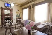 Deloraine Hotel Hotels in Deloraine