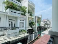Nguyen Thanh Hotel Hoteles cerca de Distrito 9