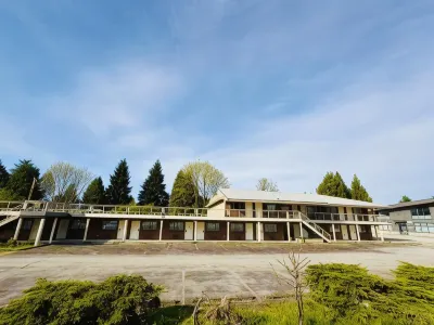 Art Infiniti Hotel メモリアル・ピース・パーク周辺のホテル