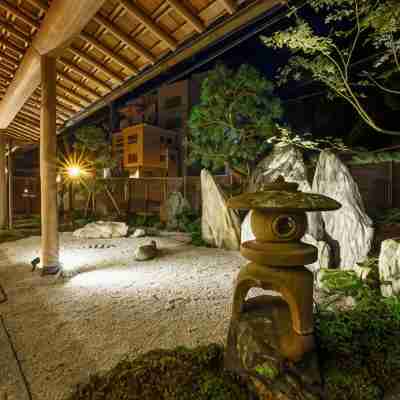 川口屋城崎リバーサイドホテル Hotel Exterior