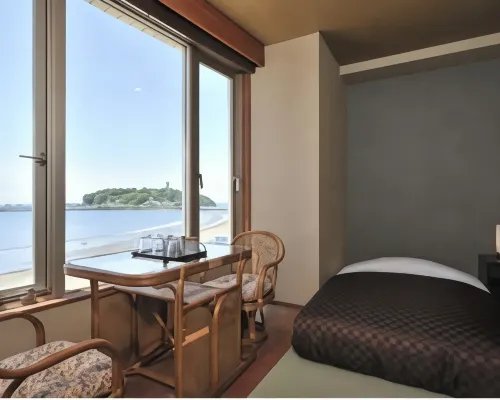Hotel Shiosai Hotels near Enoshima Shrine