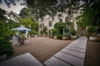 Alegra Boutique Hotel Hotels near המשביר לצרכן