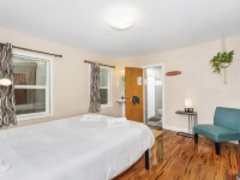 Samesun Ocean Beach Hotels in San Diego