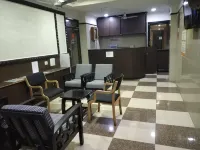 Season 4 Residences - Teynampet Near Apollo Hospital ,Balaji Dental, US Consulate - que admiten mascotas