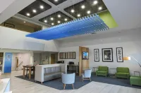 Holiday Inn Express & Suites BURLINGTON by IHG Hotels in Burlington