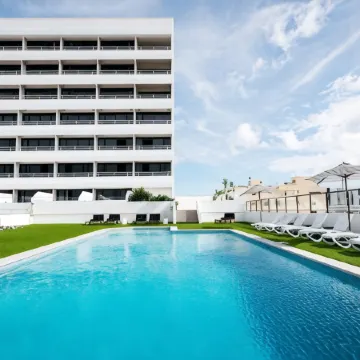 The Benson Hotel Отели в г. Кэрнс