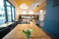 Hotel zum Hirsch Hotels in Allmannshofen