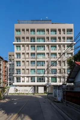 The Queen Palace Hotels in Nonthaburi