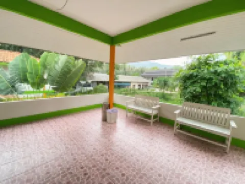 Lotus Hostel Beach Bar Koh Tao