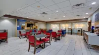 Holiday Inn Express & Suites ASHTABULA-GENEVA by IHG - Aamiainen