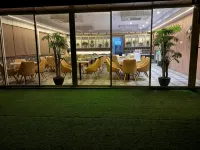 Hotel Sri Balaji , Varanasi Hotels in Domari