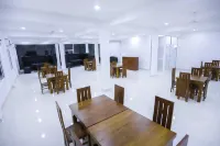 ميلانو غراند نيو ريست هاوس فنادق في دامبولا