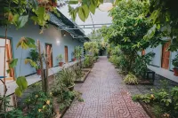 Dai Duong Lagi Homestay & Coffee Hotels in La Gi