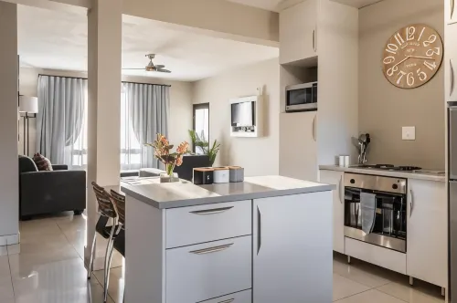 Hillside Executive Accommodation - Apartments