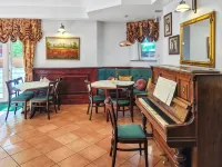 Villa Jedynak Hotels near Ferry