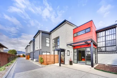 Ava Lodge Hoteller i Petone