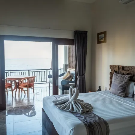 Amed Beach Villa Отели рядом с достопримечательностью «Пляж Амед»