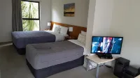 Akaroa Waterfront Motels - balcony