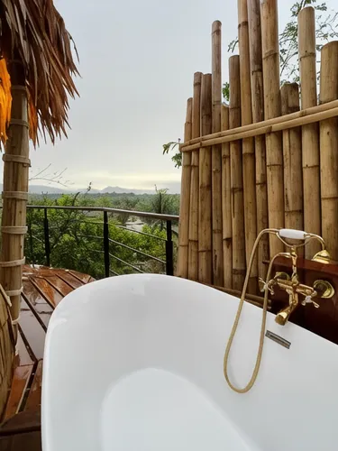 รูปภาพของจันทร์ธารา Resort & Restaurant