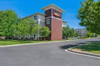 Ledgestone Hotel Hotel di Yakima