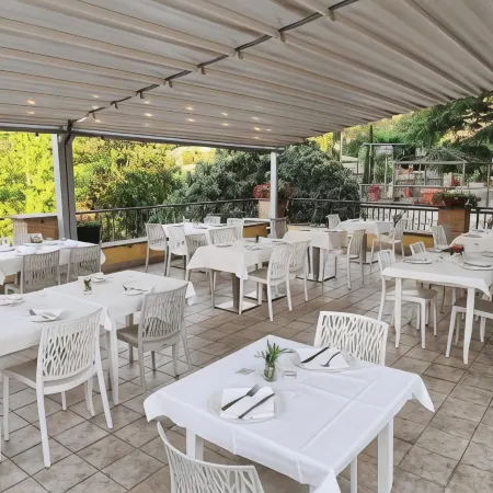 Green Hotel Poggio Regillo