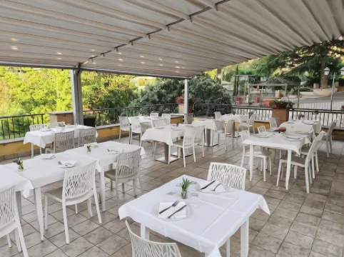 Green Hotel Poggio Regillo