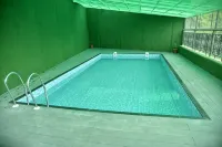 The Orchid Hotel Shimla - piscina