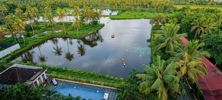 Kumarakom Park Resort Hotels in Kottayam