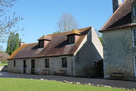 Gîte Fournil for 9 to 11 people close to the Suisse Normande!