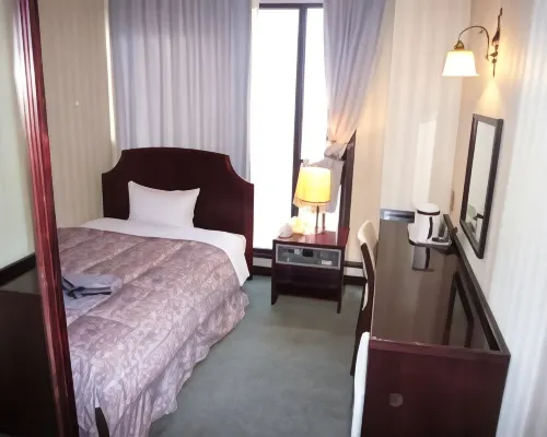 Business Hotel Nishiko โรงแรมใกล้สถานีเซ็นโคจิ
