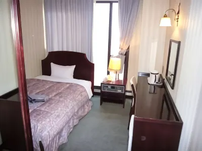 Business Hotel Nishiko JR Zenkoji station 주변 호텔