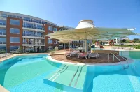 Sunny Apartment in Burgas - Condos