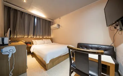 Incheon (Songrim-Dong) Rainbow Hotels in Dong-gu