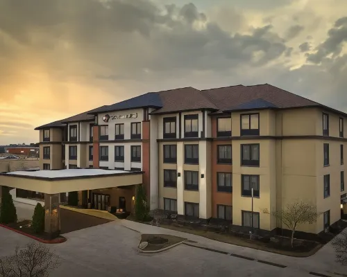 Best Western Plus Tupelo Inn  Suites Hotel di Tupelo