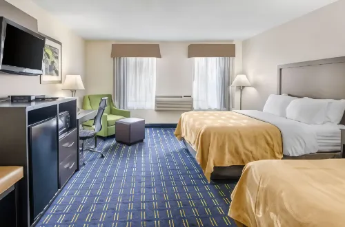 Quality Inn Waynesboro - Skyline Drive 웨인스보로 호텔