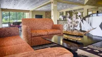 Best Western Cades Cove Inn
