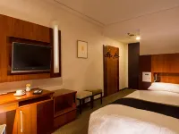 PRINCESS GARDEN HOTEL Hotels near Nagoya Dome