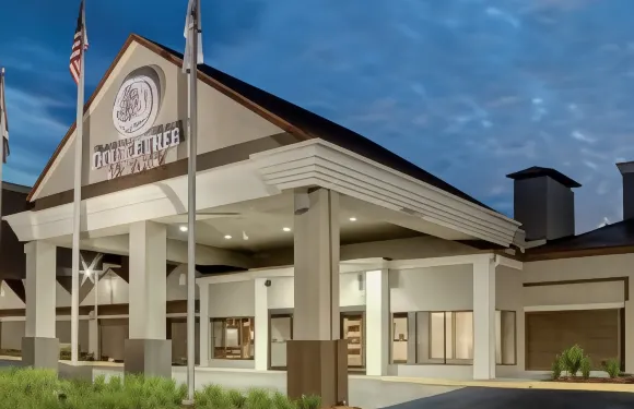 希爾頓逸林酒店-哈利森