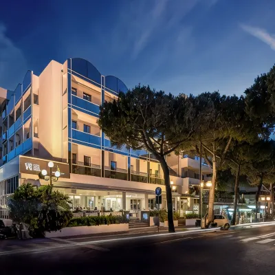 Hotel Villa Rosa Riviera Отели рядом с достопримечательностью «Старый Город - Марина Чентро - Сан Джулиано»