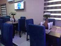 Eleventh House Hotel & Suites Hotel a 