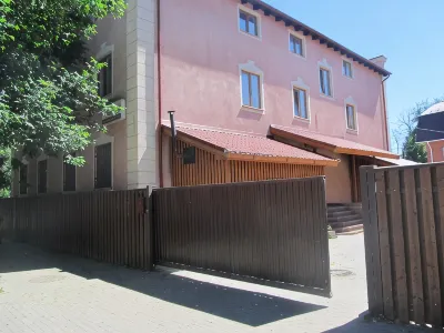 Tveritsyi Hotel Hotel di 