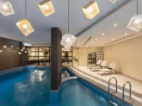 Marlo Hotel Hotels near Salam Mall