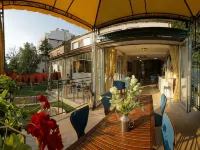 Bed & Breakfast Garden40 Hotels near Sava Centre